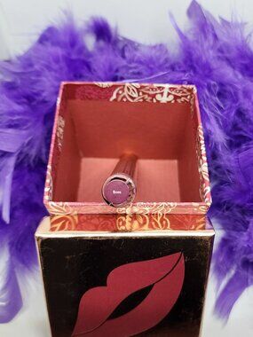 Limited Edition Ultra Intense Boss Matte Midi Lip Color ( 1 Tube )